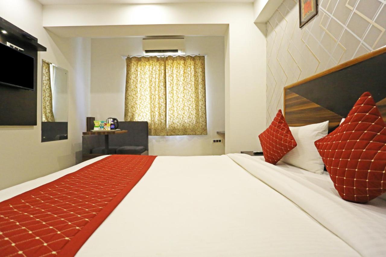 Hotel La Casa Delhi Airport Нью-Делі Екстер'єр фото