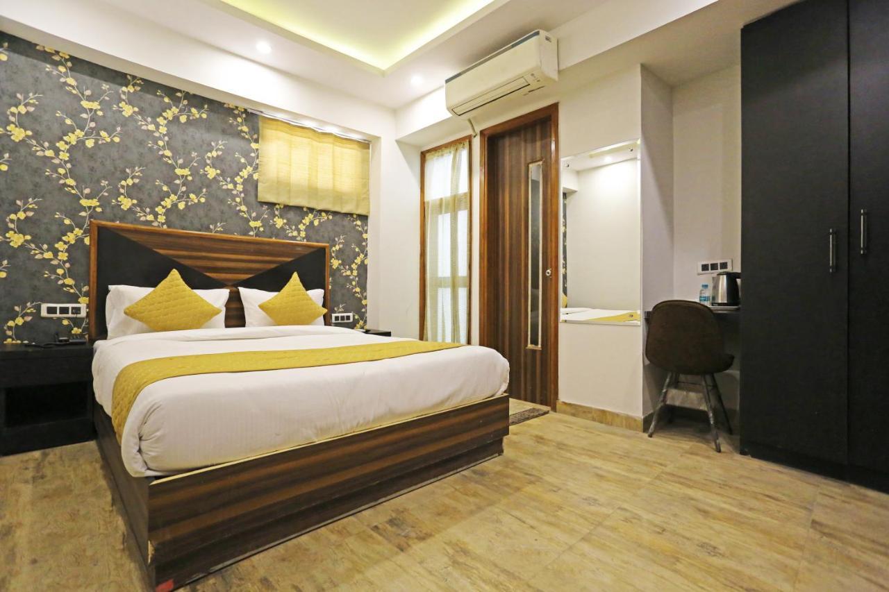 Hotel La Casa Delhi Airport Нью-Делі Екстер'єр фото