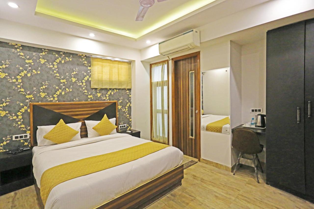 Hotel La Casa Delhi Airport Нью-Делі Екстер'єр фото