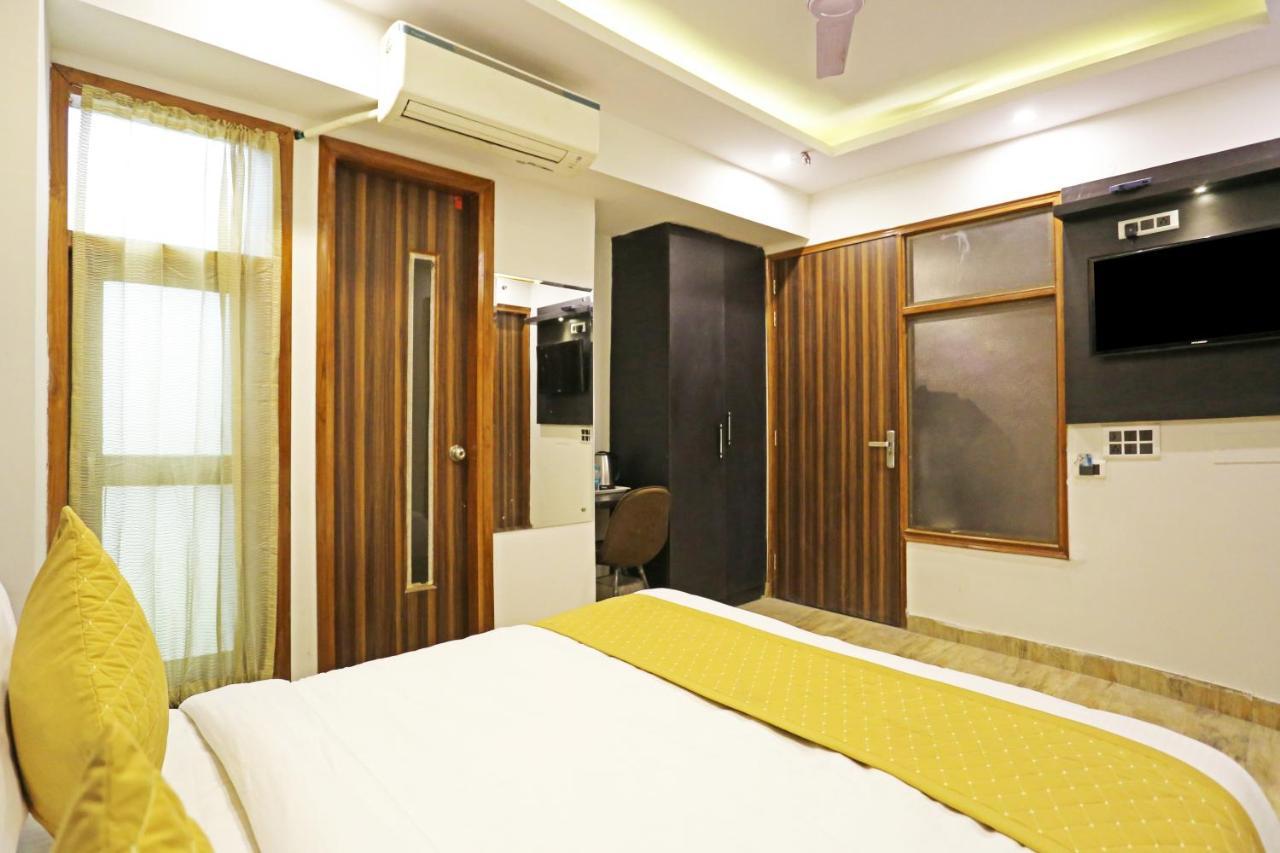 Hotel La Casa Delhi Airport Нью-Делі Екстер'єр фото