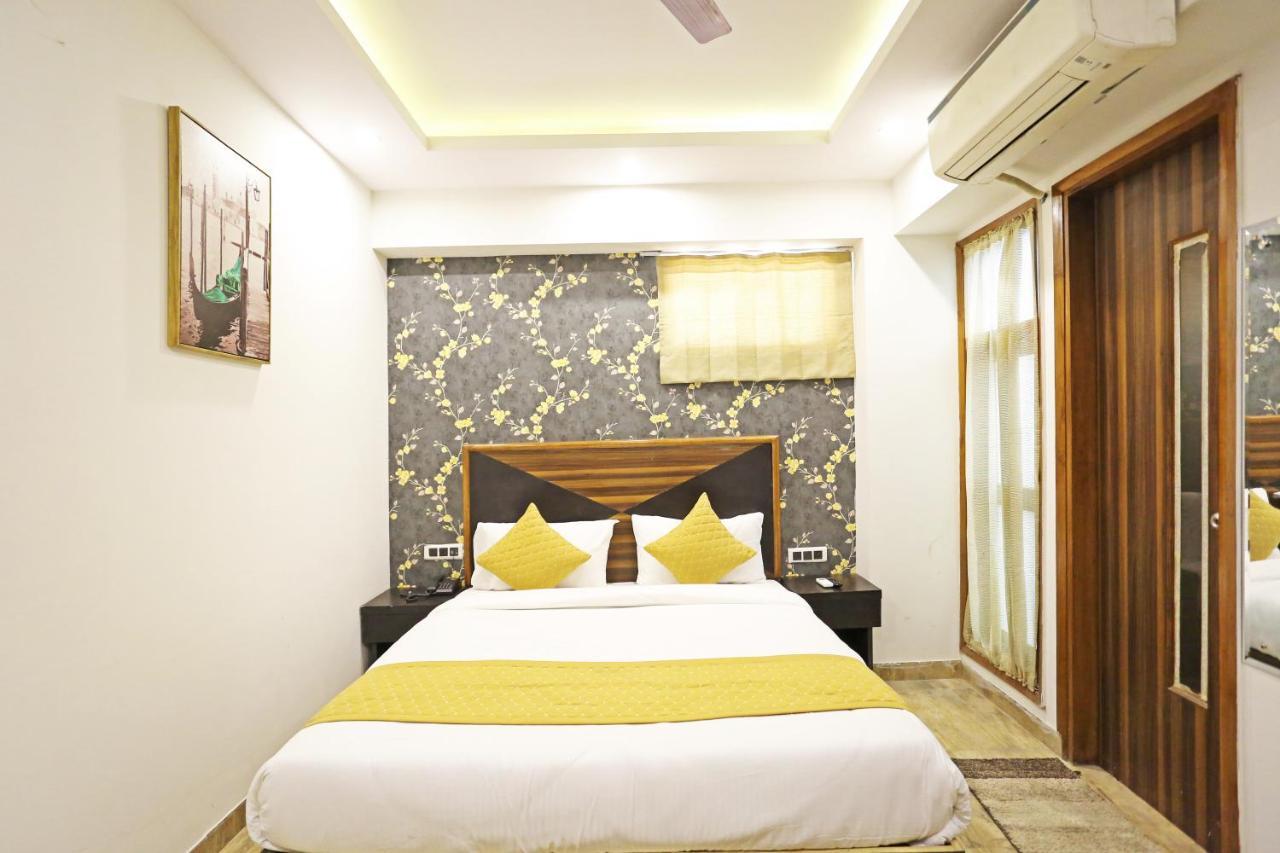 Hotel La Casa Delhi Airport Нью-Делі Екстер'єр фото